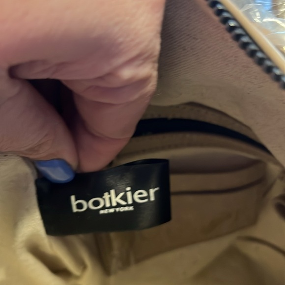 Botkier Warren Convertible Hobo Bag with Front Pocket & gunmetal hardware studs - Picture 10 of 11